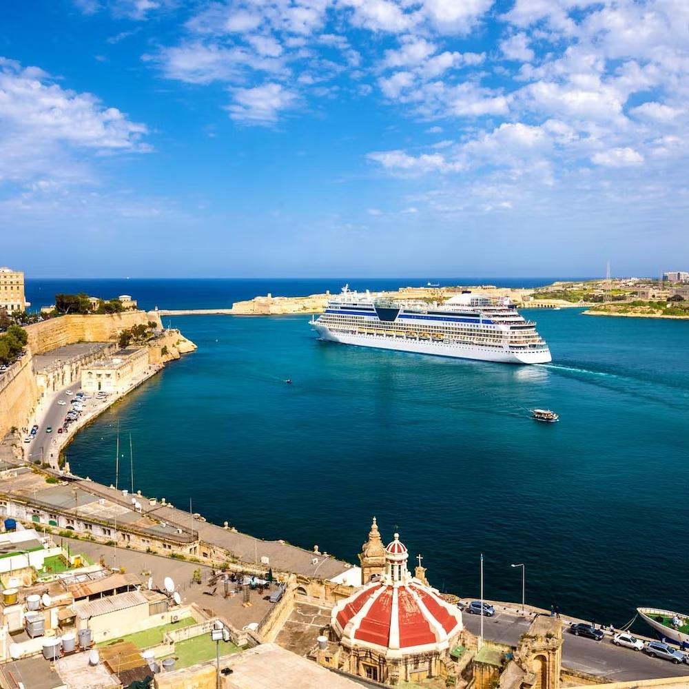 Πλοιάριο στο λιμάνι της Μάλτας