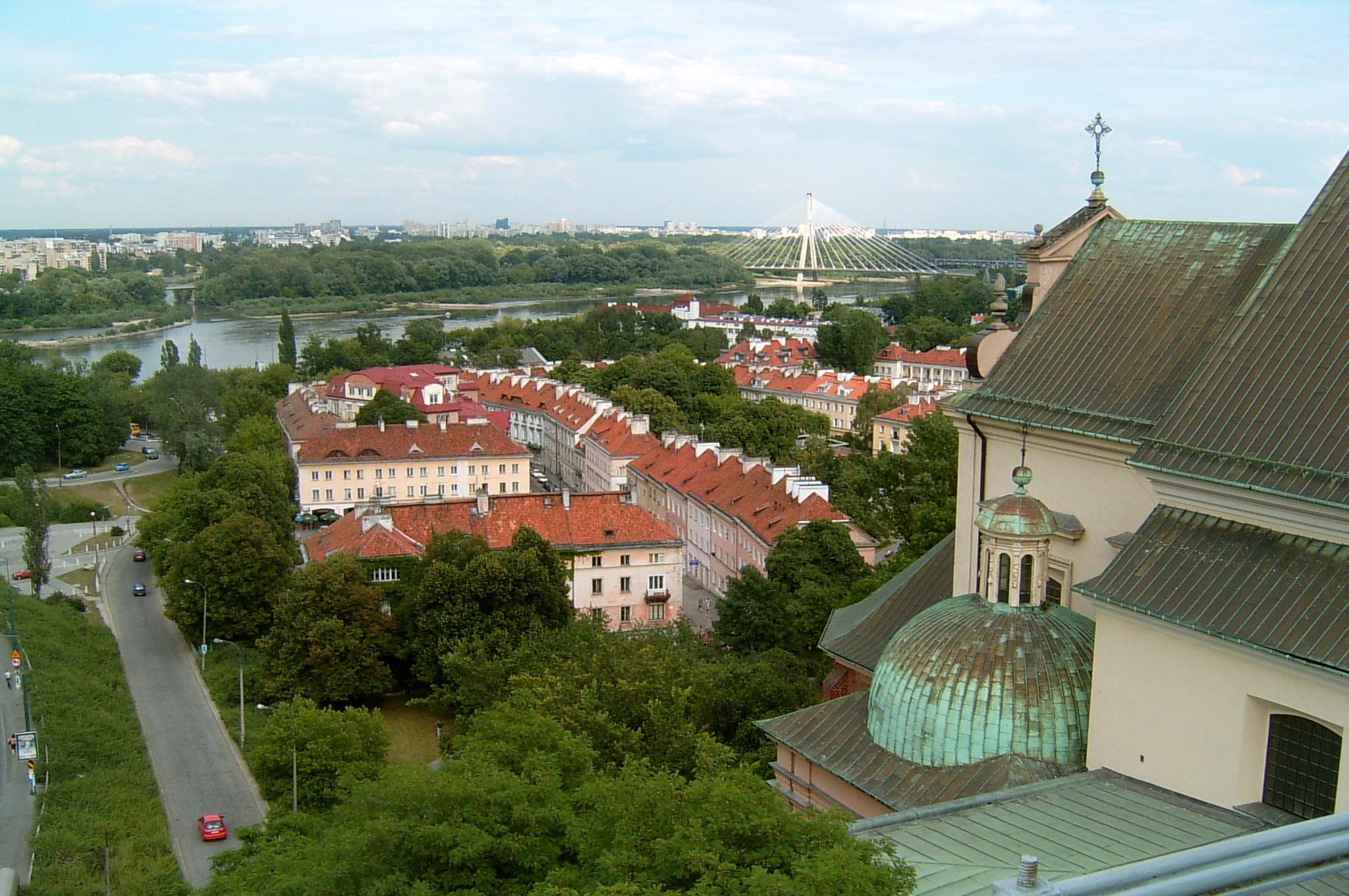 Πανοραμική φωτογραφία του κέντρου όπου βρίσκονται πολλά ξενοδοχεια στη βαρσοβία
