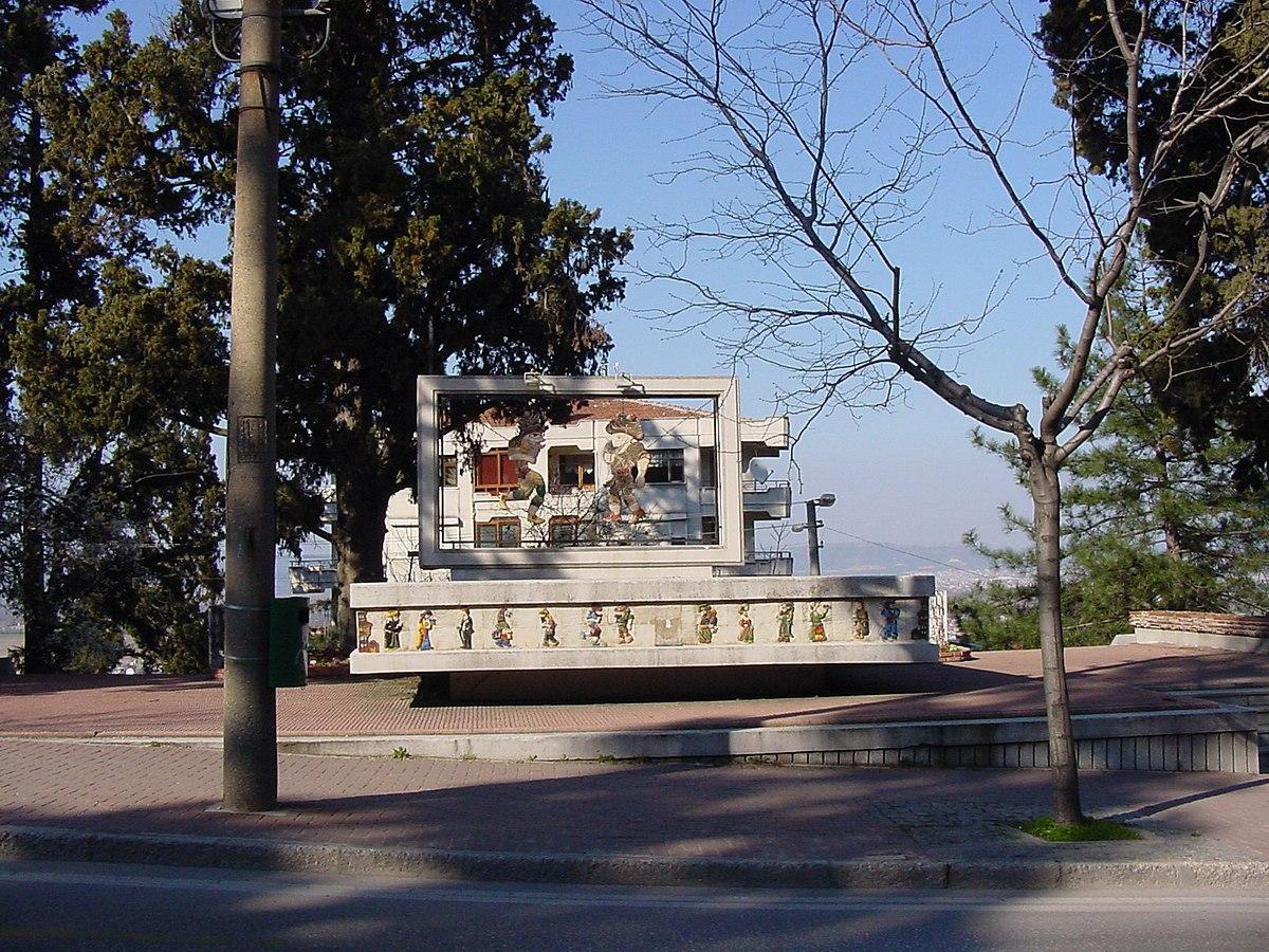 Προύσα Μνημείο του Καραγκιόζη
