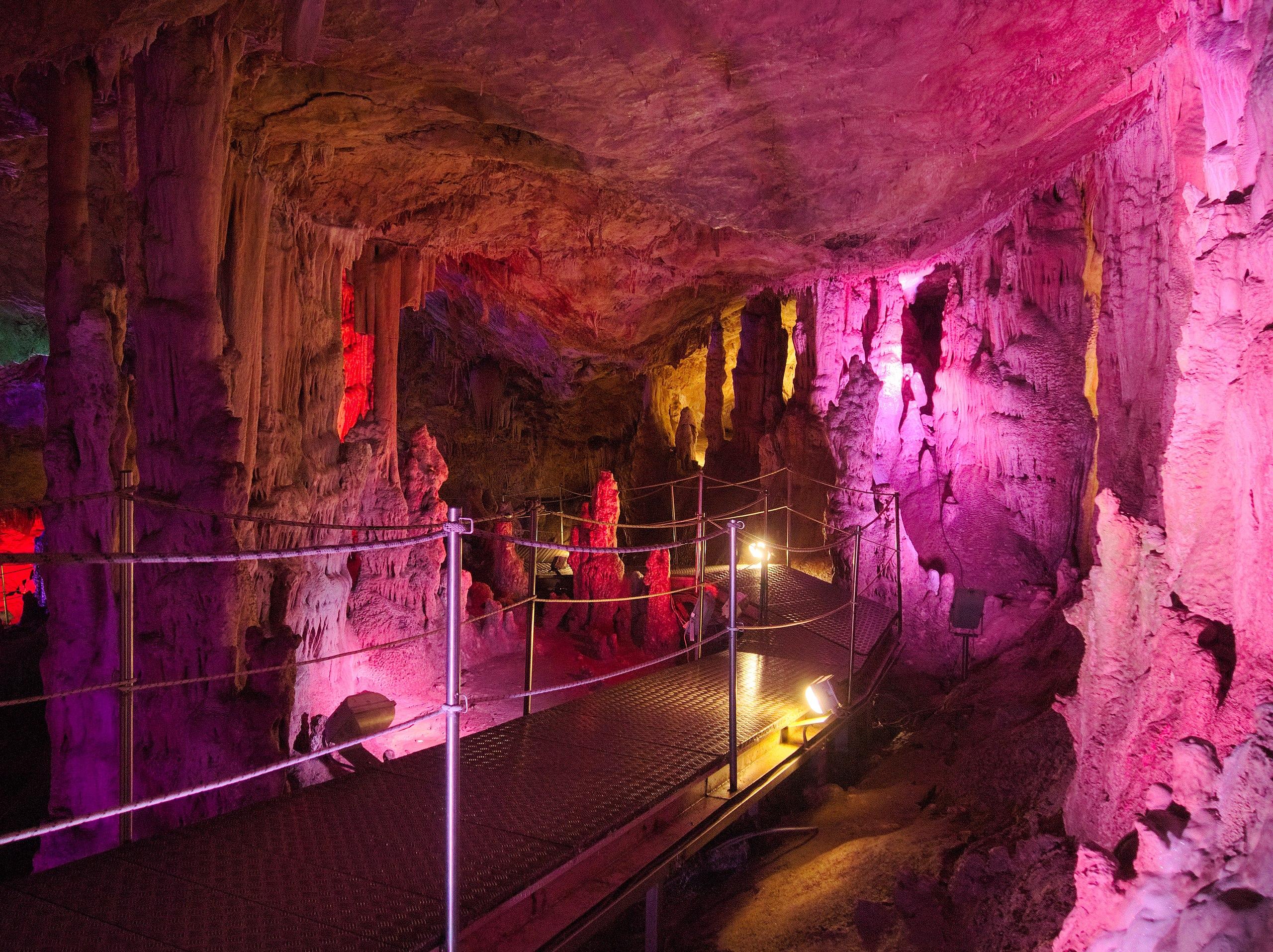 Ρέθυμνο - Σπήλαια του Ρεθύμνουcdb