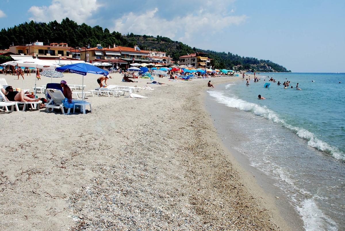 Παραλία Νέα Σκιώνη