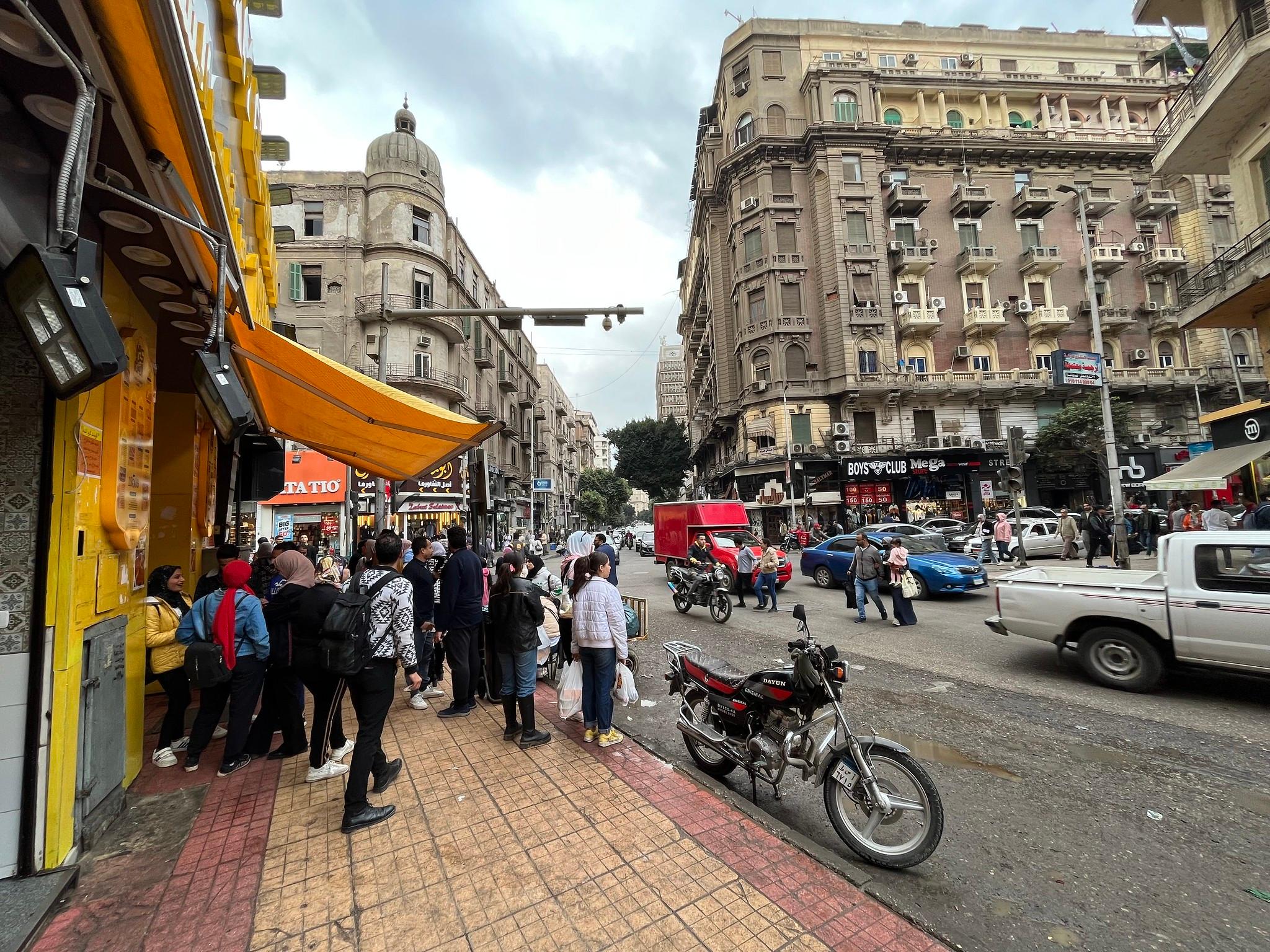 Φωτοφραφία από τον Πύργο στο κάιρο με τη θέα της πόλης και τον ποταμό Νείλο που διασχίζει το κάιρο
