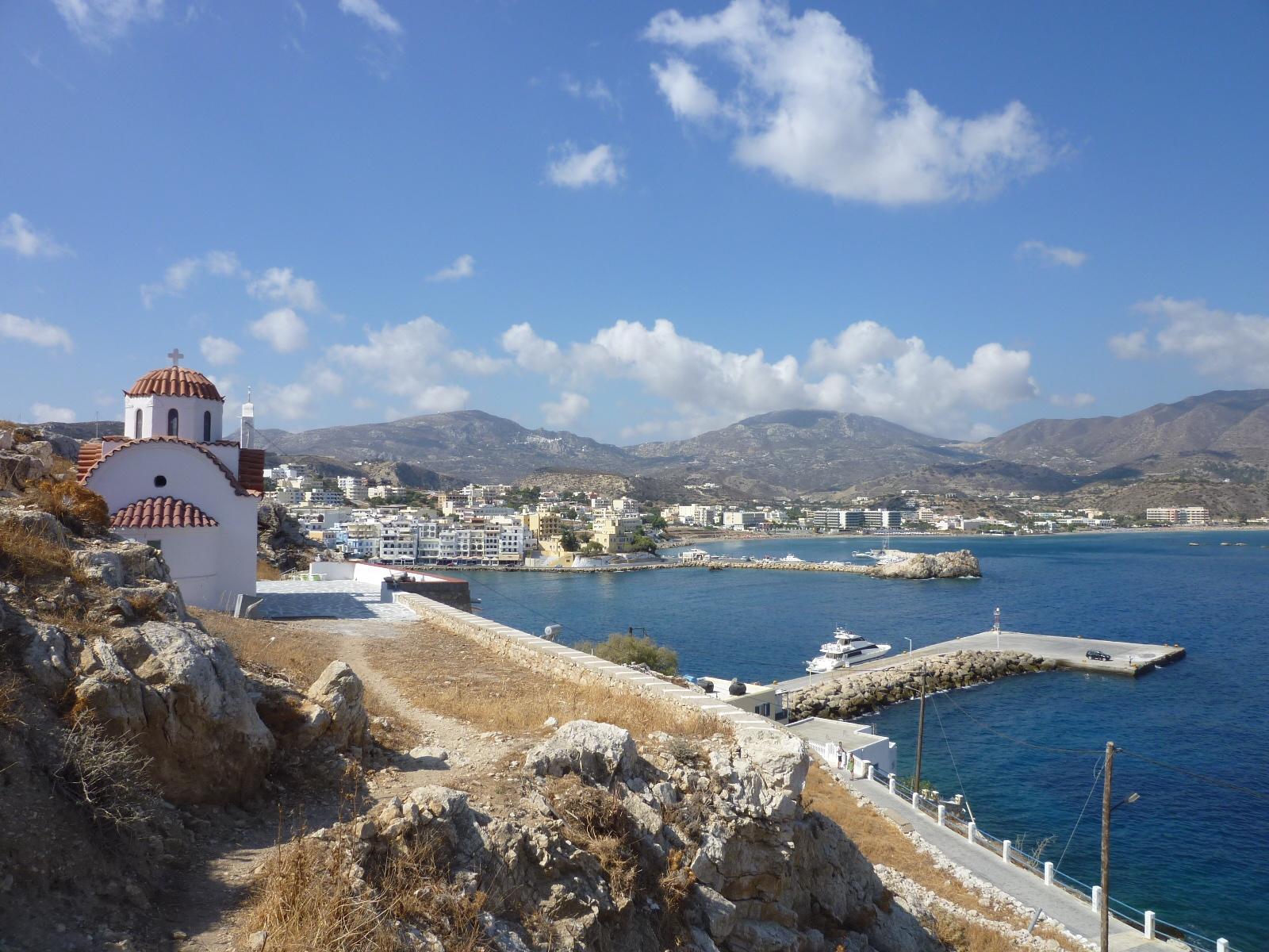 Πανοραμική φωτογραφία στα Πηγάδια την πρωτεύουσα της καρπαθοσ