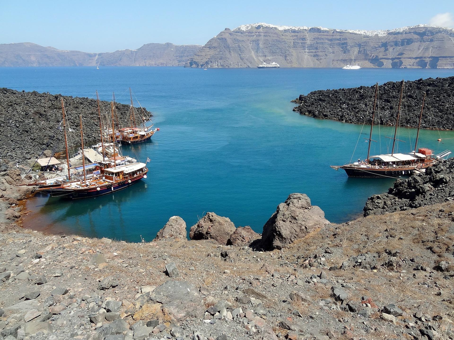 Αξιοθέατο Σαντορίνη Νέα Καμένη