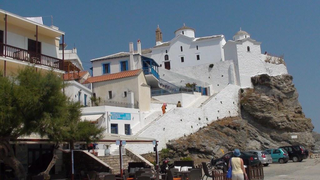 Αξιοθέατο Σκόπελος Μοναστήρια και Εκκλησίες της Σκοπέλου
