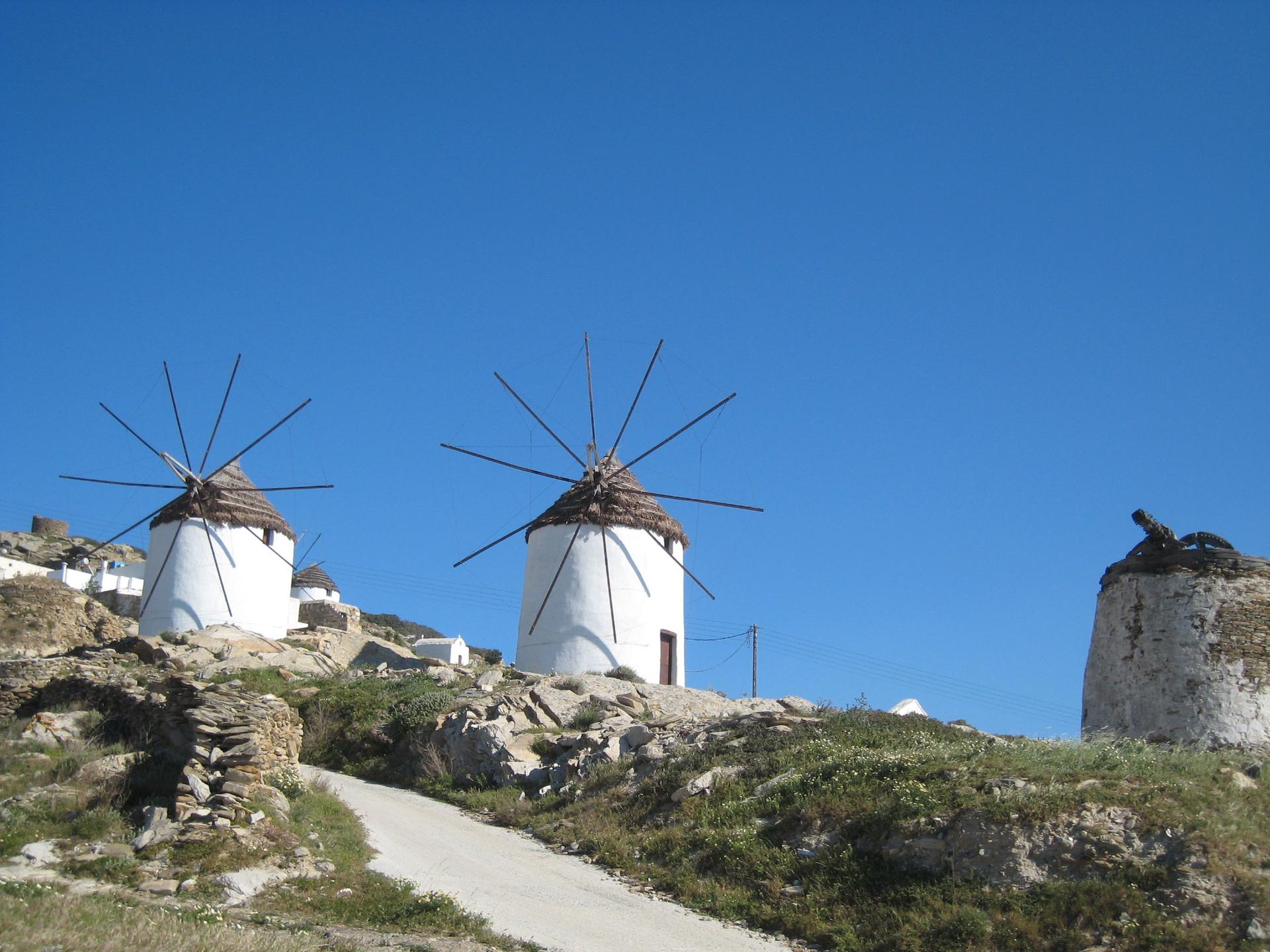 Αξιοθέατο Ίος Οι Μύλοι της Ίου