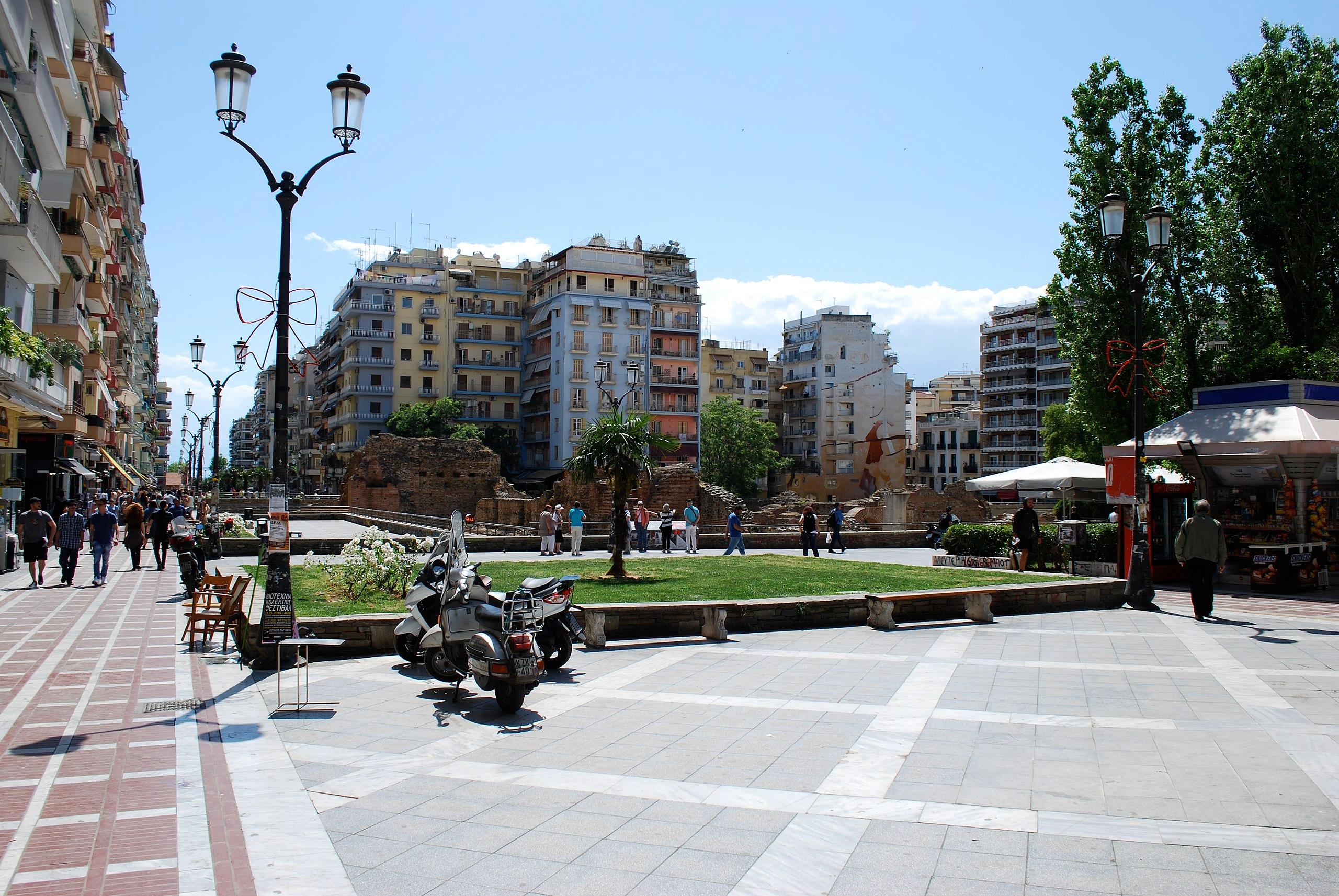 Θεσσαλονίκη - Πλατεία Ναυαρίνου43b
