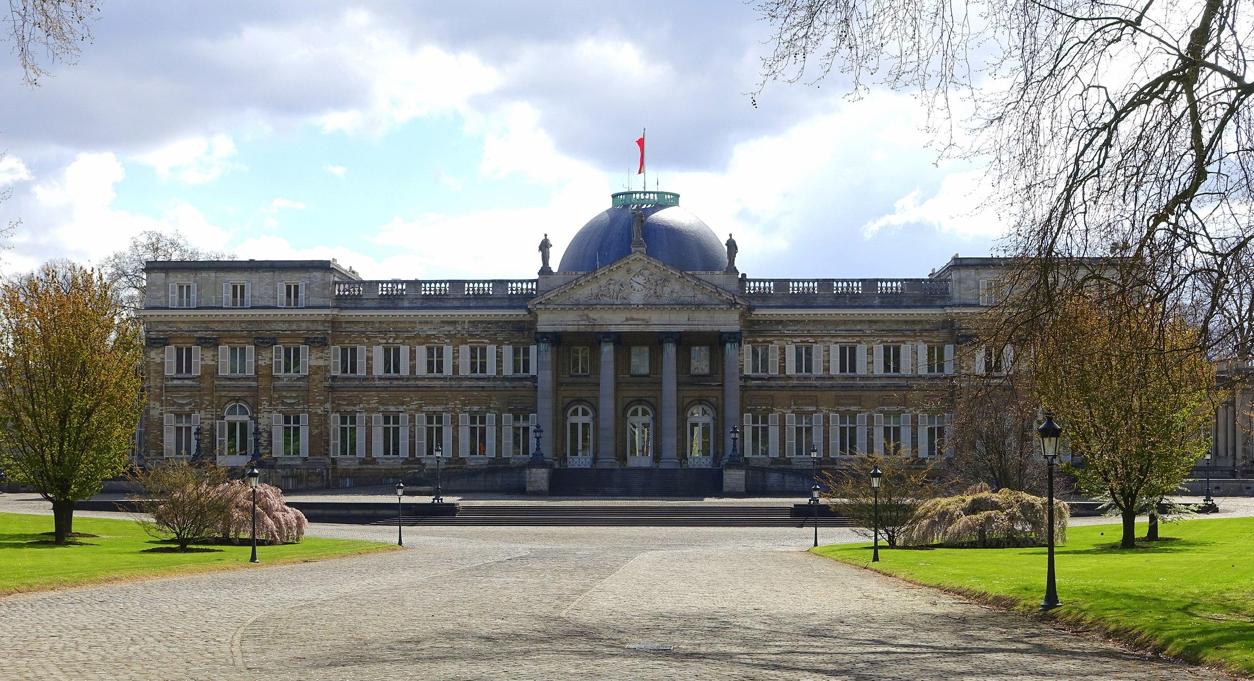 Βρυξέλλες - Βασιλικό Παλάτι του Λάακεν8f3