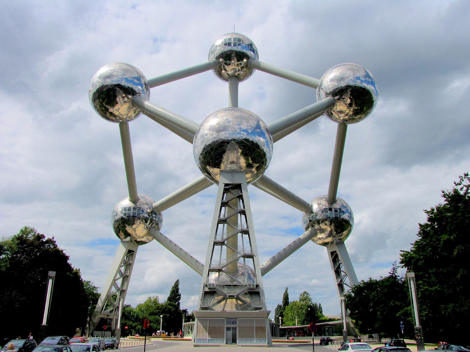 Βρυξέλλες - Μνημείο του Ατόμου «Ατόμιουμ»7c8
